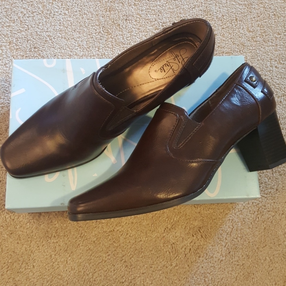LIFE STRIDE DRESS SHOES